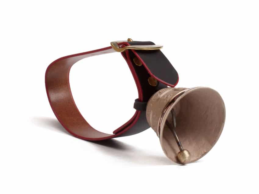 Schweizer Geschenke Schweizer ProdukteSchweizer Glocken Schafriemen Gusset Glockengiesserei KURTS.ch