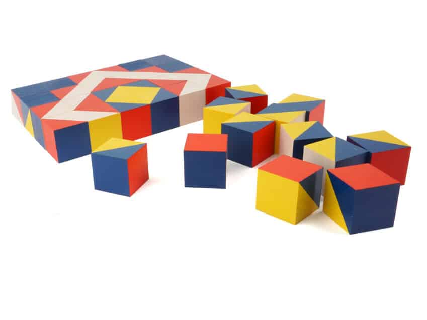Schweizer Geschenke Schweizer Produkte Mosaik Zauberkaestli 36-teilig swiss made Atelier Fischer