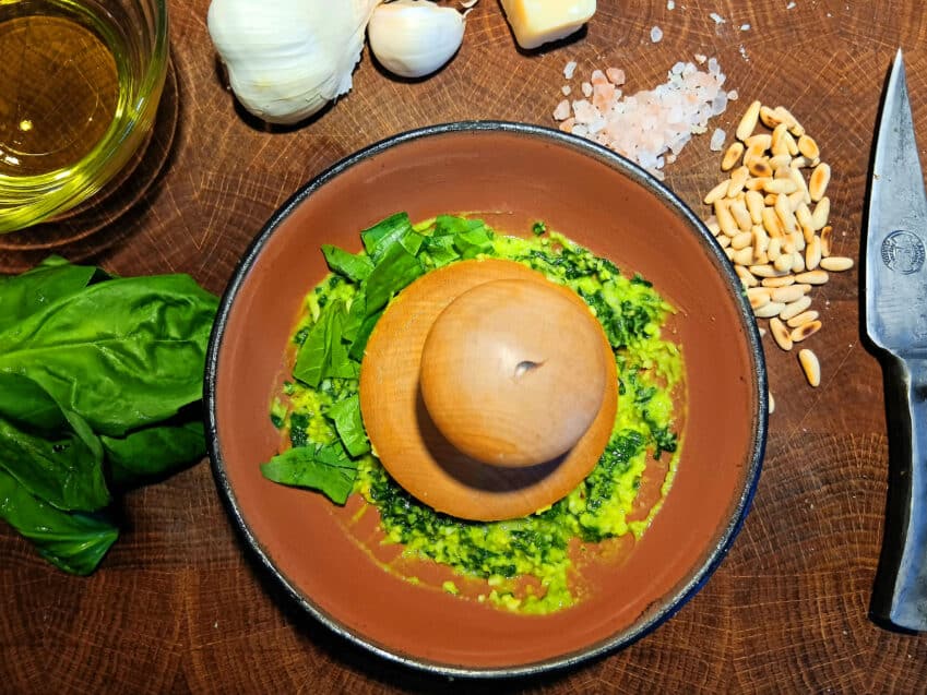 Schweizer Geschenke Schweizer Produkte Schweizer Moerser Keramik Holz swiss made Mood Pesto