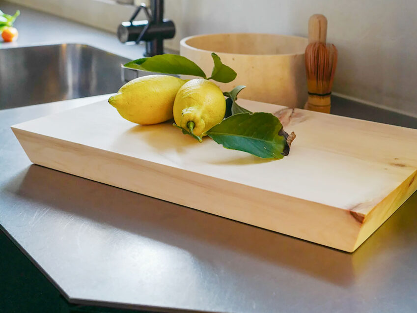 Schweizer Geschenke Schweizer Produkte Arven Schneidebrett swiss made val muestair
