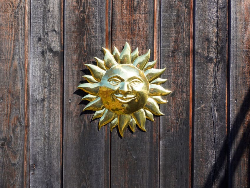 Schweizer Geschenke Schweizer Produkte Messing Sonne XL D:34cm swissmade Deko mood