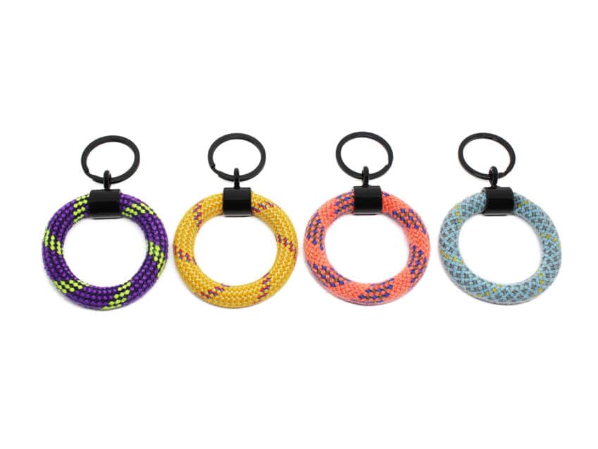 Schweizer Geschenke Schweizer Produkte Schluesselanhänger aus alten Kletterseilen Upcycling swiss