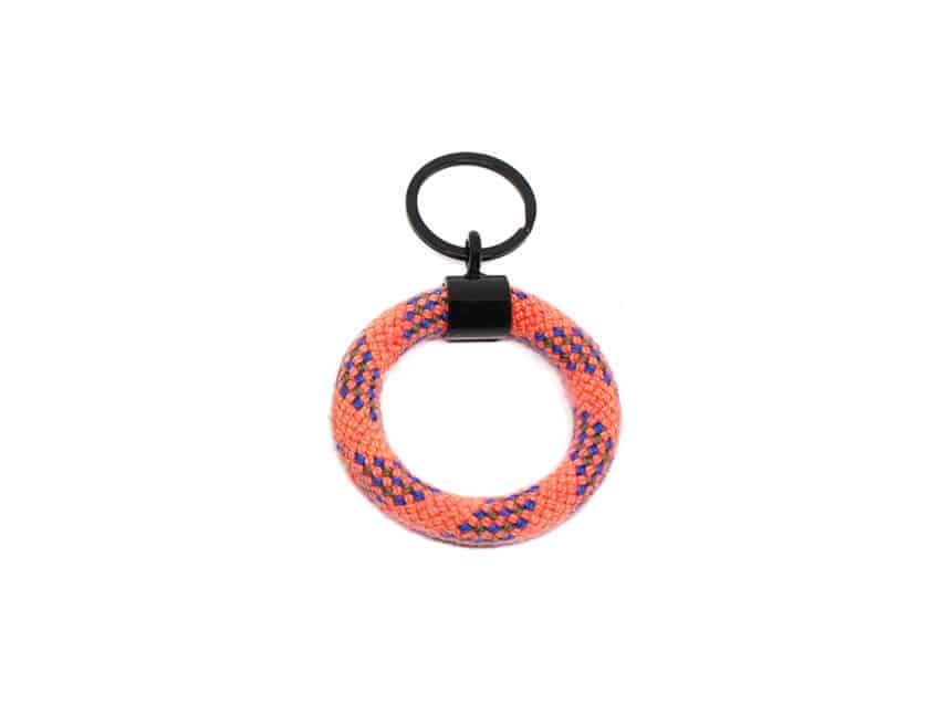 Schweizer Geschenke Schweizer Produkte Schluesselanhänger aus alten Kletterseilen Upcycling swiss