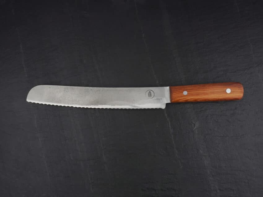 Schweizer Geschenke Schweizer Produkte Brotmesser Rebecca Clopath Fuschina da Guarda