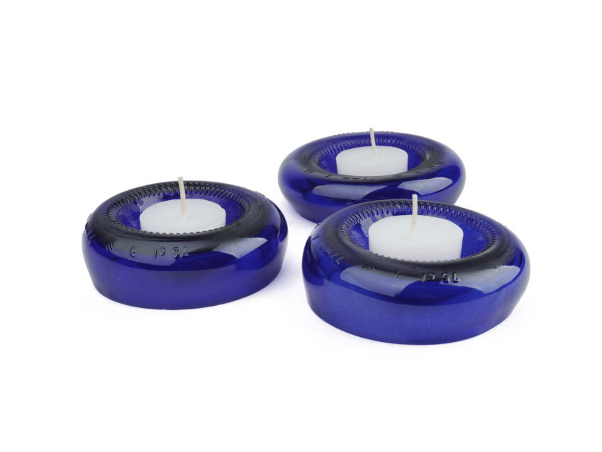Schweizer Geschenke Schweizer Produkte Glas Teelicht Upcycling royalblau aus alten Flaschenboeden swiss made