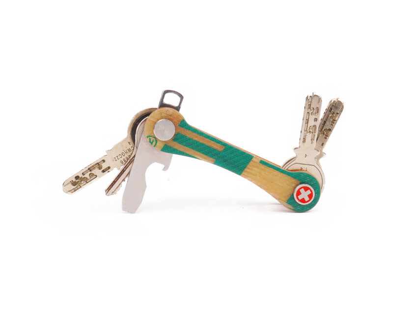 Schweizer Geschenke Schweizer Produkte Keycabins Schluesselhalter Upcycling aus alten Eishockeyschlaegern